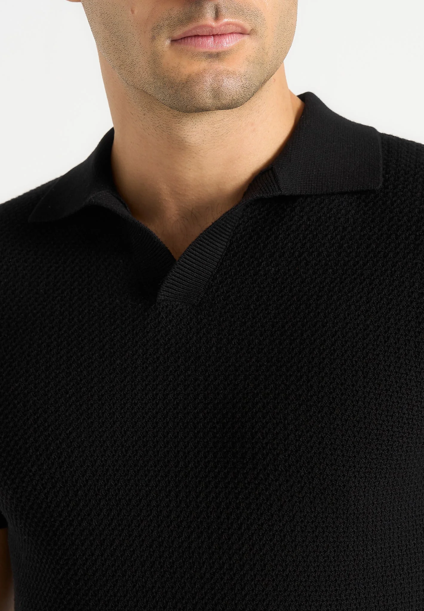 Rowen - Textured Knit Revere Polo Shirt - Black – Image 4